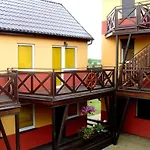 Osrodek Wczasowy Belona - Bon Turystyczny Bed & Breakfast 3*